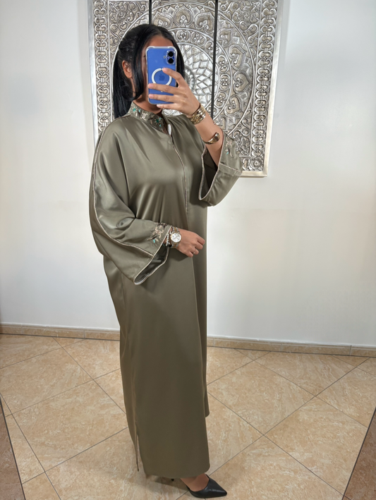 Abaya Warda